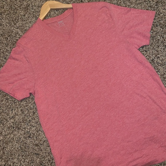 2 Old Navy V-Necks - Picture 2 of 2